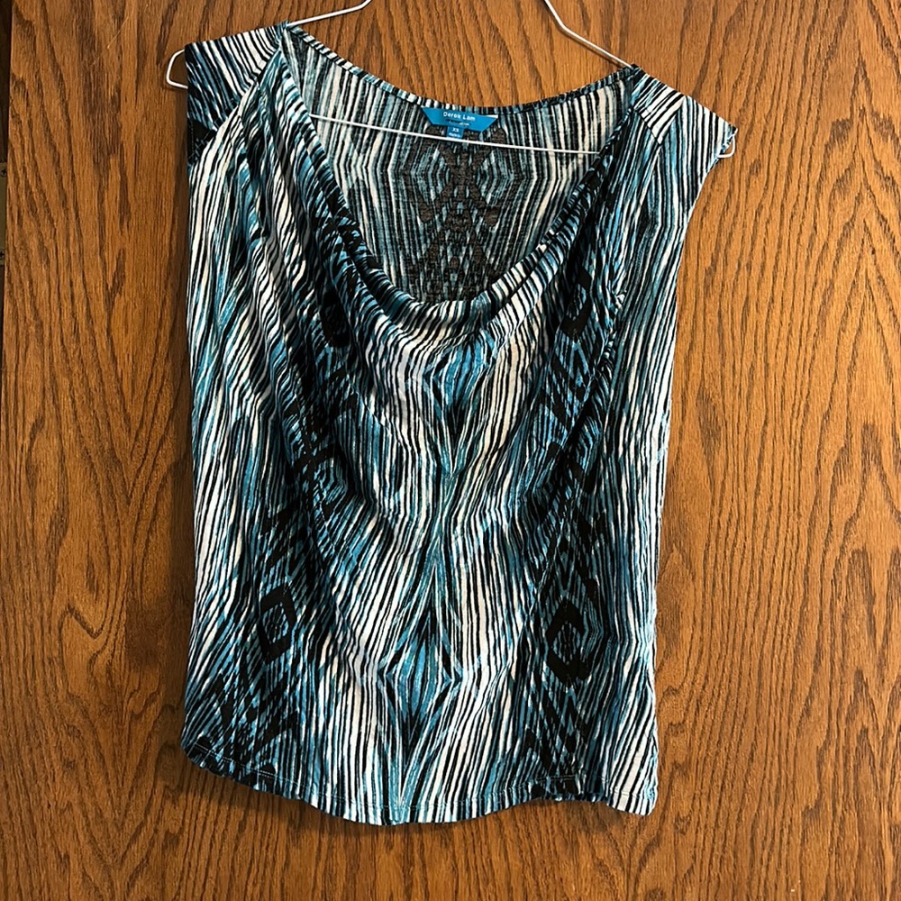 Sleeveless blouse